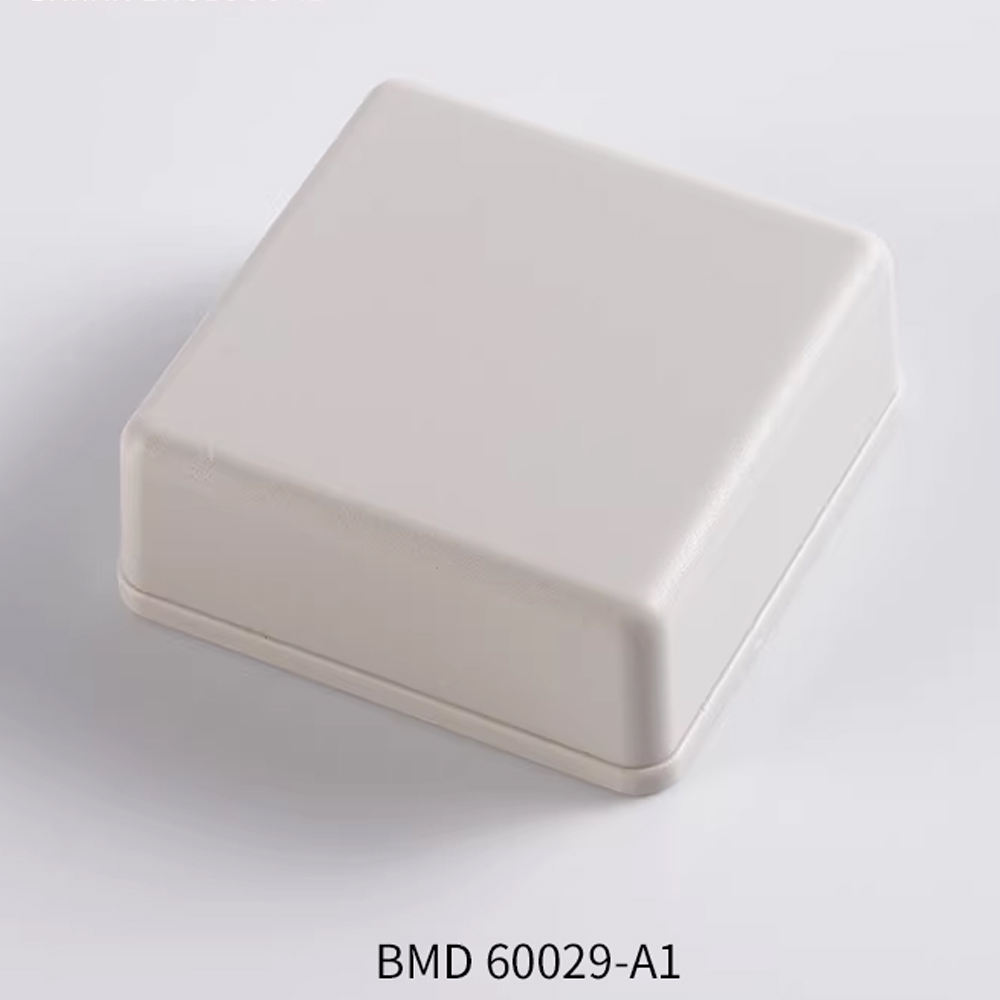 DIY Small Plastic Electric Box - огляд і ціна Diy Electronics Projects